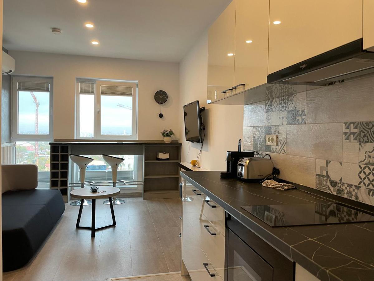 Beautiful Penthouse Lakeview W18 Bucarest Esterno foto